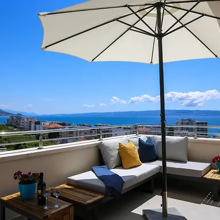 Kiki's Sea View Open With Terrace And Jacuzzi * 스플리트