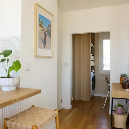 Kiki's Sea View Open With Terrace And Jacuzzi Apartment Split