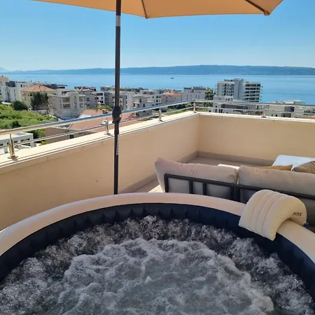Kiki's Sea View Open With Terrace And Jacuzzi