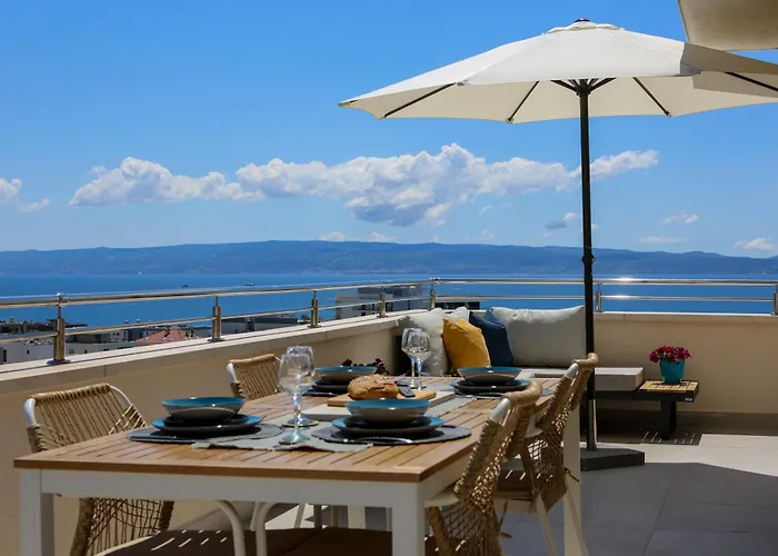Kiki's Sea View Open With Terrace And Jacuzzi Appartamento