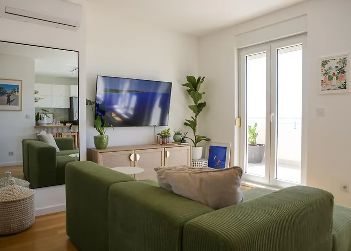 Appartamento Kiki's Sea View Open With Terrace And Jacuzzi Spalato