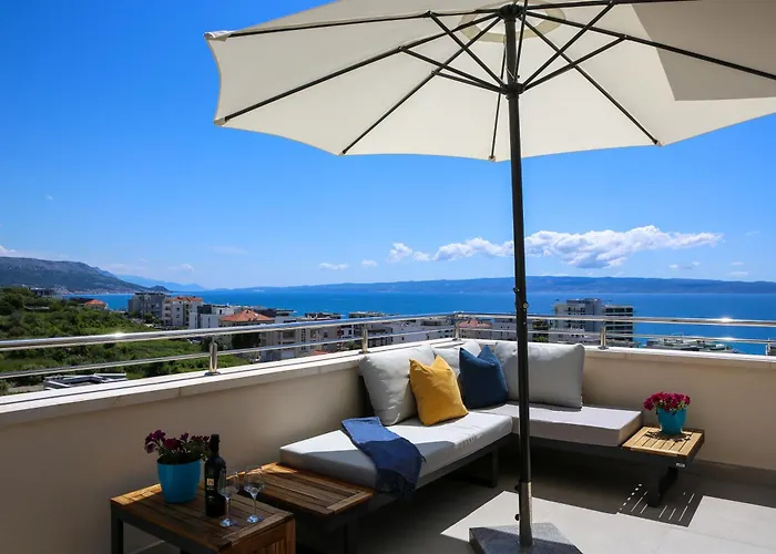 Kiki's Sea View Open With Terrace And Jacuzzi * Spalato