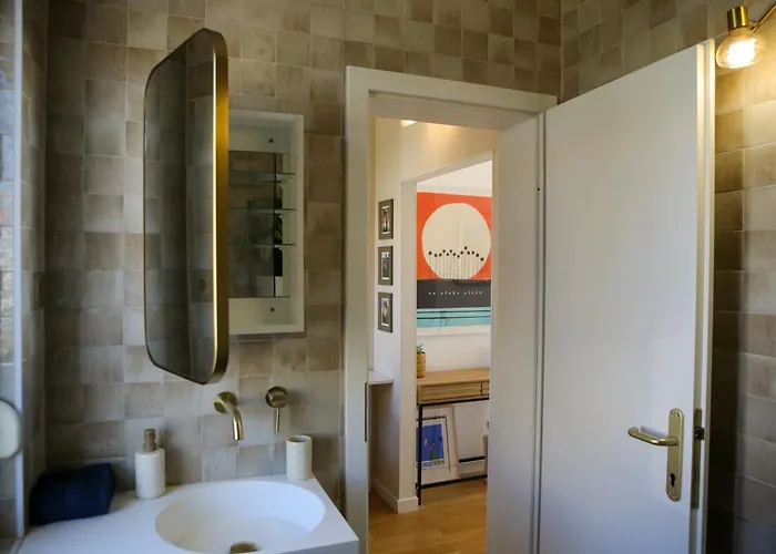 Kiki's Sea View Open With Terrace And Jacuzzi Appartamento *