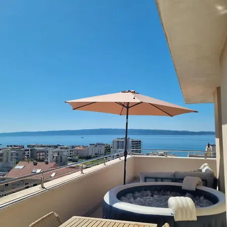 Lägenhet Kiki's Sea View Open With Terrace And Jacuzzi